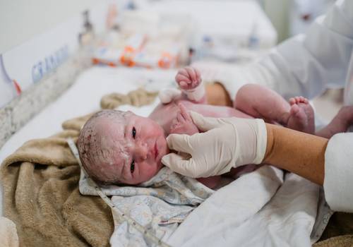 Parto de O nascimento da Luana | Maternidade Curitiba | Fotografia de parto cesárea