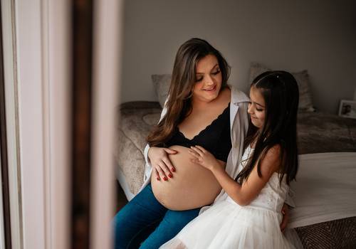 Gestante de Ensaio gestante Milena & Junior | A espera por Amélia | Fotografia gestante Curitiba