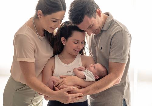 Newborn Lifestyle de Os primeiros dias de vida do Miguel | Ensaio newborn lifestyle | em casa