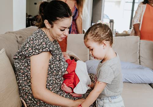 Documental de O primeiro encontro dos irmãos Bento e Aurora