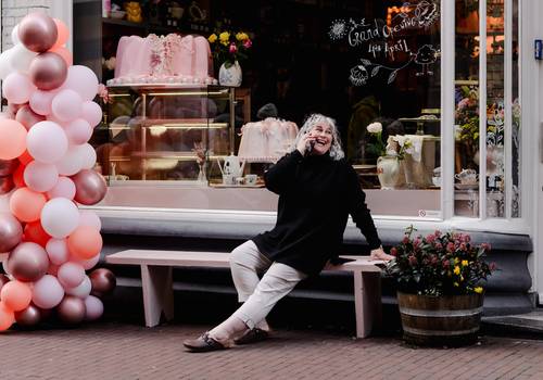 Business documentaries of Heather, a travel agent story in Amsterdam