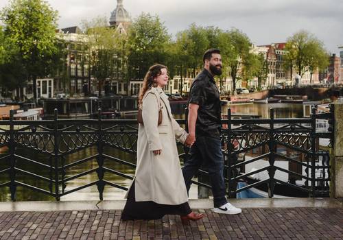 Proposals of Rain, Rainbows, and Romance: Melissa & Stephen’s Amsterdam Engagement