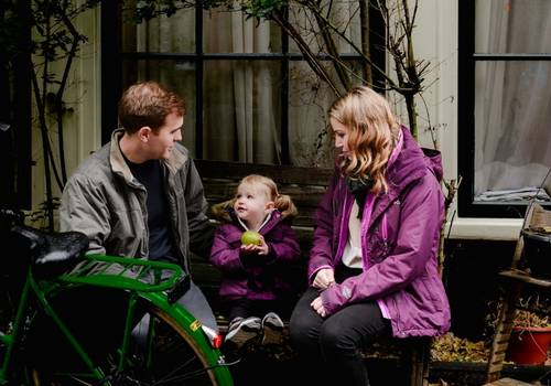 Vacation Photography of Family Photo Session in Jordaan, Amsterdam – Iconic Canals & Hidden Streets