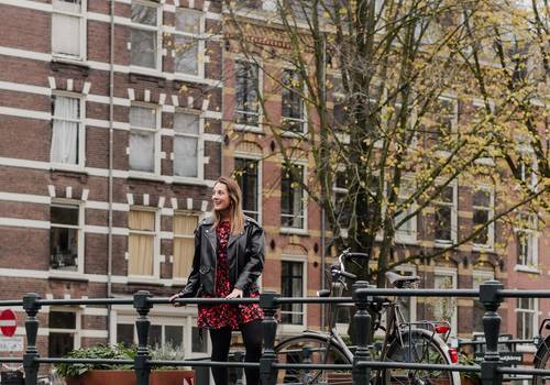 Vacation Photography of Creative Portraits in Amsterdam: A Flash Session for Fall Lovers
