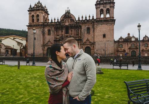 Vacation Photography of Jeewon & Adam in Cusco for Flytographer