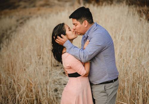 Engagement Session - Tips & Tricks Part 6 - Mood & Direction