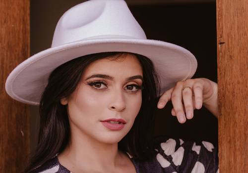 Ensaio Feminino de Lary