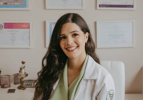 Corporativo de Patrícia Apolinario