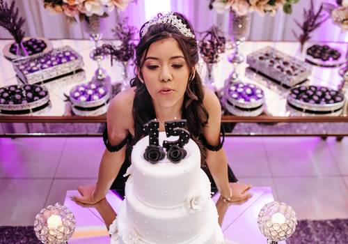 Aniversários de Emilly 15 anos - Festa