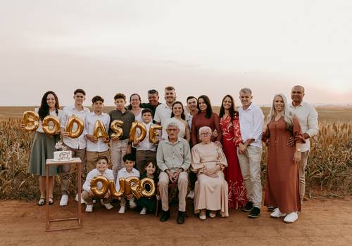 Família  de Ana & Romeu - Bodas de OURO