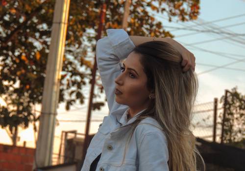 Ensaios Externos de Tatiana Cauni