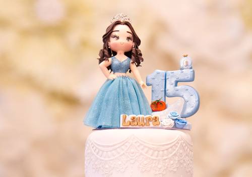 15 ANOS de Laura Amorim