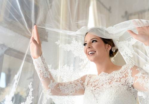 Modelos de Véu e Mantilha e suas diferenças
