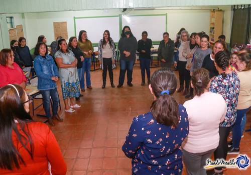 Eventos de Confraternização das Mães - Escola Habekost