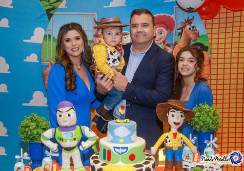 Aniversários de 1 ANO VICENTE