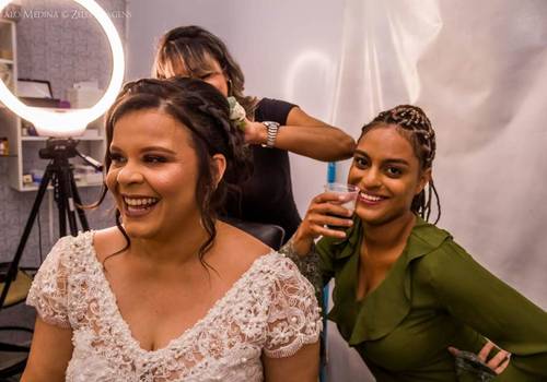 Zelo Dicas: As melhores maquiadoras da região