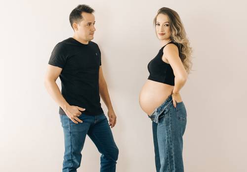 Gestante de Kelly a espera de Luísa