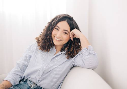 Feminino de Sara Moraes