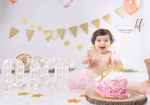 Smash the Cake de Baby J.