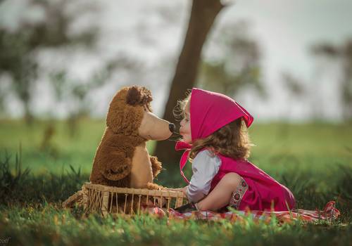 Acompanhamentos infantis de Cecilia tema da Masha.