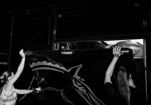 Photojournalism de Contraluz intimista: da sombra cúmplice à luz determinada
