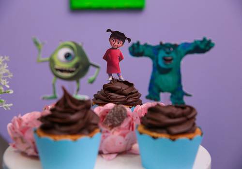 Quarentena Festas de Clara H. faz 18. TEMA: M.S.A