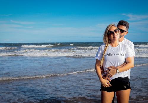 Ensaio casal de Ensaio Casal na Praia do Paiva - Fotógrafa Rebecca Torquato