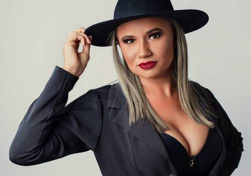 Sessão Feminina de Cris Frota