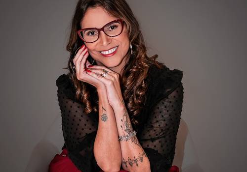 Profissão de Ensaio Fotográfico | RJ | Corporativo no Estúdio -  Cláudia