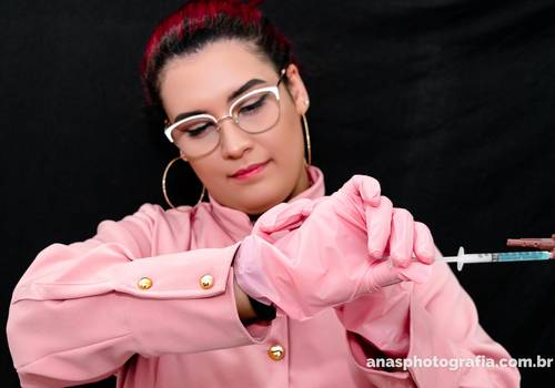 Profissão de Ensaio Fotográfico | RJ | Fundo Preto no Consultório - Beatriz