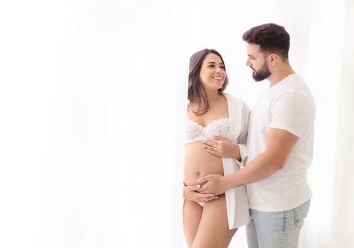 Gestante de Doce Espera Ísis 