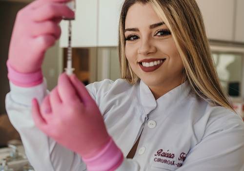 Retratos Profissionais de Raíssa Trindade 