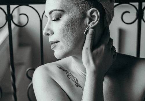 Feminino de Cíntia Gavilinski 