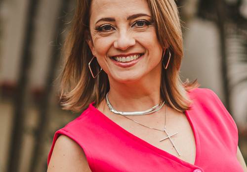 Feminino de Sílvia Pires