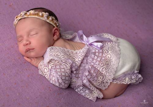 Newborn de Leonarda