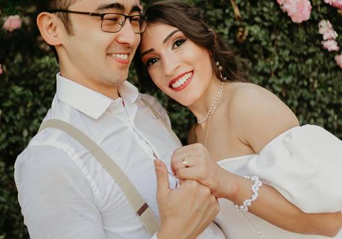 Civil de Pamela e Yugo