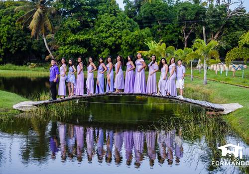 TRABALHOS de TURMA DO CURSO DE LETRAS UECE FOTO DE FORMATURA EM FORTALEZA