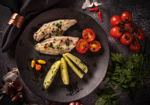 Gastronomia de Peixe com Batatas