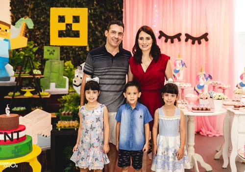 FAMÍLIA de MANU, MATHEUS E GI - 6 anos