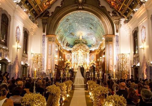 Superstições de casamento: Dentro da igreja