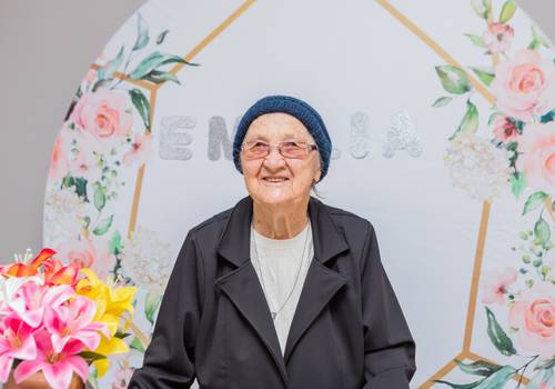 Aniversário de 92 anos de Emília