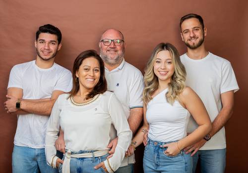 Estúdio de Claudete e Izac = Família 