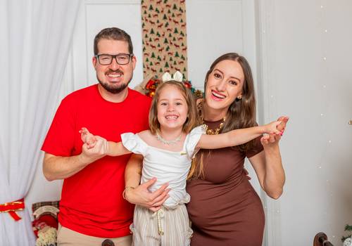 Estúdio de Tati + Cristopher + Thalía = Ensaio Natal em Família 