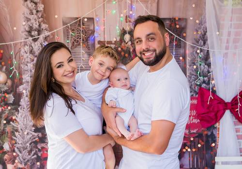 Estúdio de João Vitor + Pedro Henrique = Ana Paula + Bruno | Família