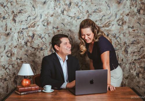 Corporativo de Empresário / Sócios