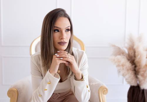 Profissional de Leticia Bordin - Nutricionista