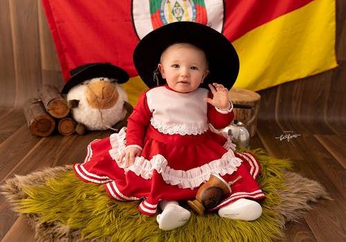 ACOMPANHAMENTO MENSAL de Martina - 09 meses