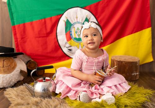 ACOMPANHAMENTO MENSAL de Maitê - 11 meses