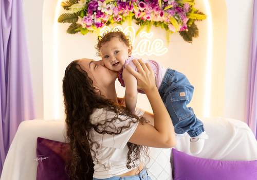 ACOMPANHAMENTO MENSAL de Aurora - 11 meses - Dia das Mães 2026