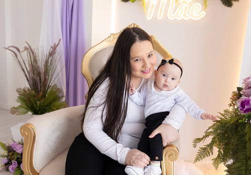 Família de Debora e Daniela - Dia das Mães 2026